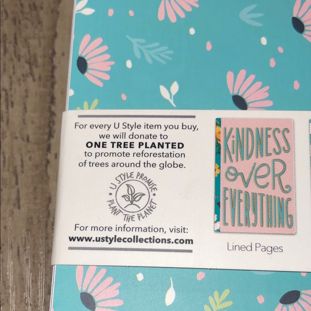 3 Pack of Notebooks - Picture 4 of 5